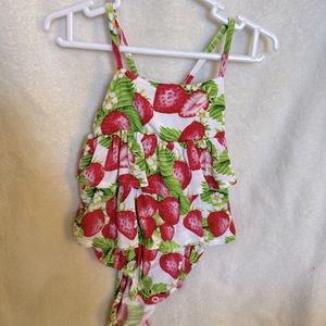 GUC Posh Peanut Callie Strawberry Sleeveless Riffled Bubble Romper 0-3